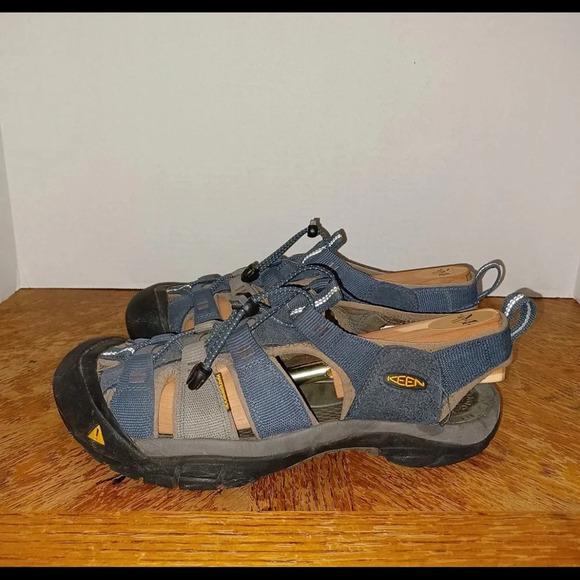 Keen Newport H2 Men's Blue Grey Sport Sandals 1012206 Size US 9 Preowned. - Picture 2 of 11